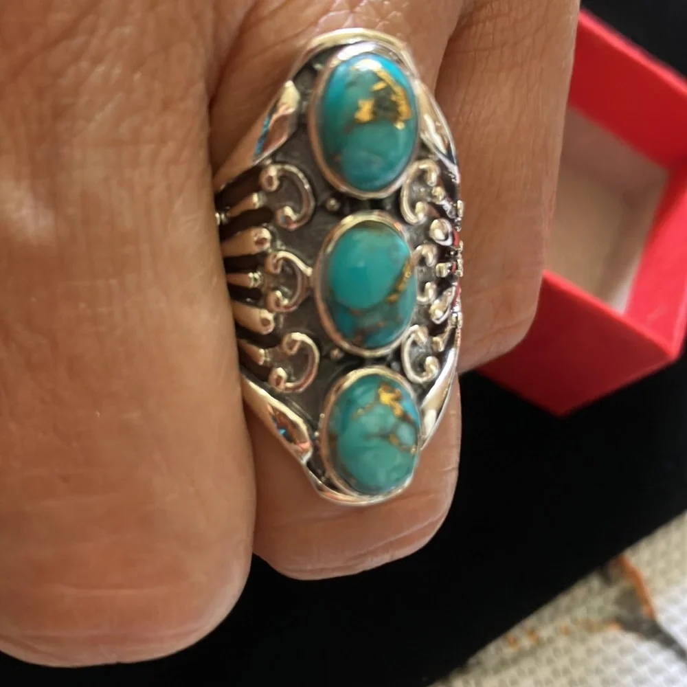 Sterling silver  gemestone size 8 - Picture 4 of 4